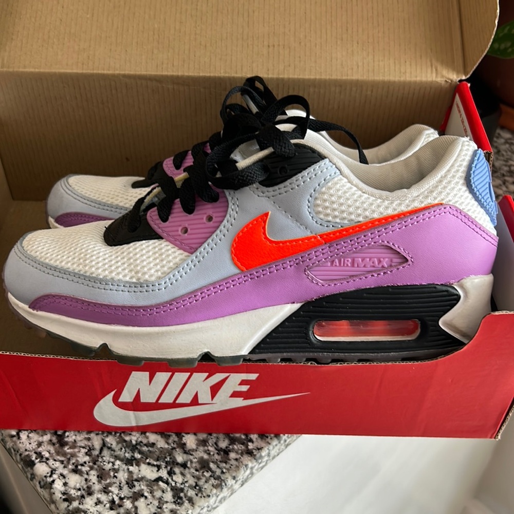 NIKE AIRMAX 90